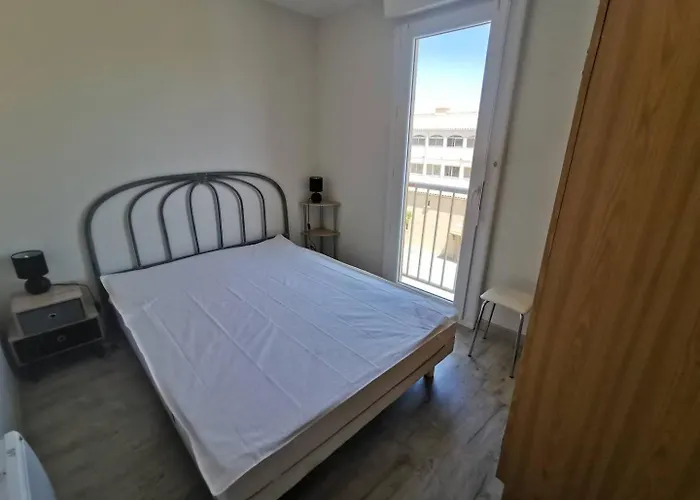 035 Cap D'Agde T2 Avec Pk Quartier Mole Pour 4 Personnes Apartment Agde